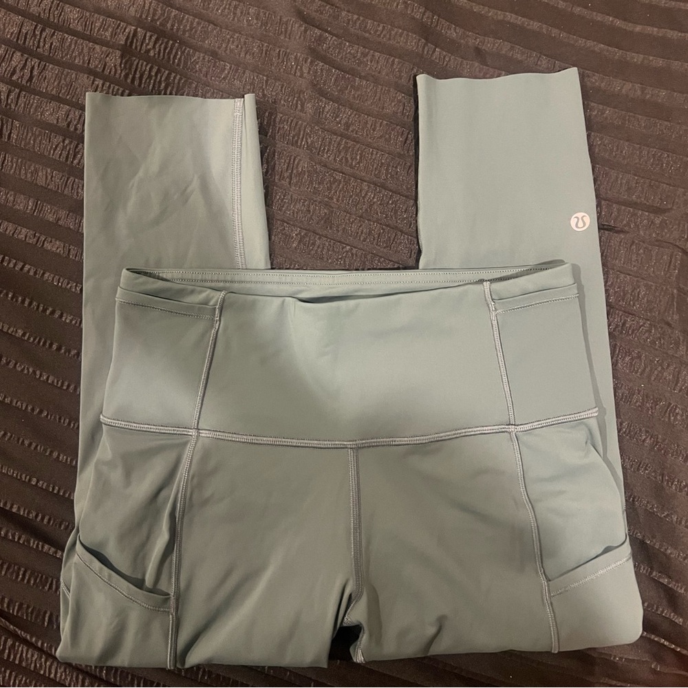 Lululemon Fast and Free leggings size 6